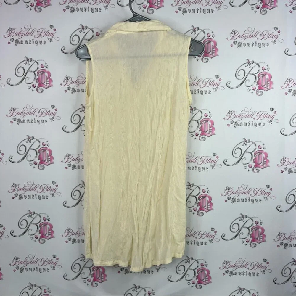 Papaya Moon tank top button up long style embroidered Cream Textured Blouse